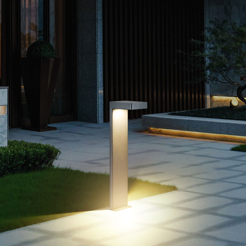Outdoor Garden Landscape Waterproof Lawn Lights (Available in Solar and Electric Models) P5