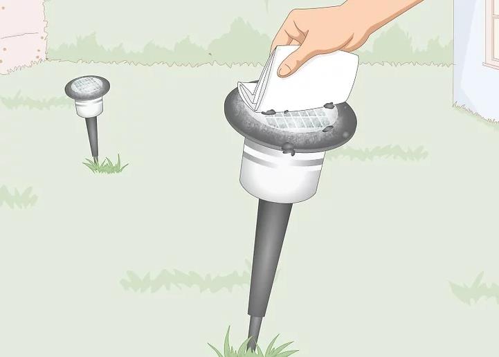 how to clean solar panels on garden lights